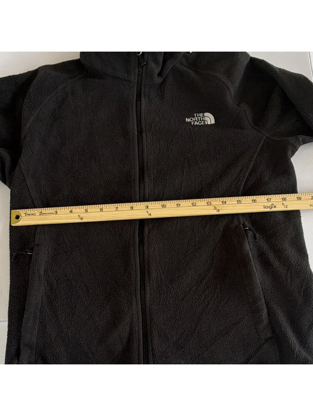 The North Face Men's Black Solid Full Zip Logo Fleece Jacket Size M